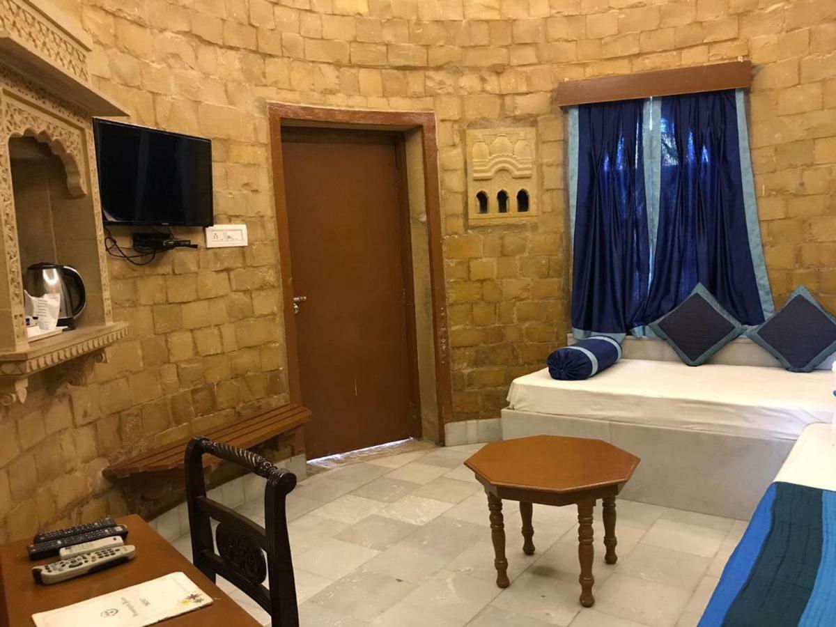 فندق هيماتجراه بالاس جايسالمر جيلسامر المظهر الخارجي الصورة
